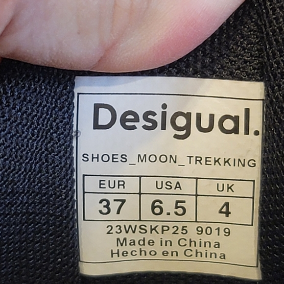 Desigual Trekking Running Sneakers - Sz 6.5 US - Picture 10 of 12